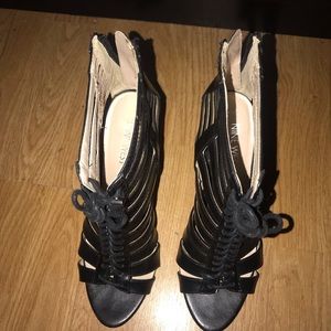 Peep toe black heel.